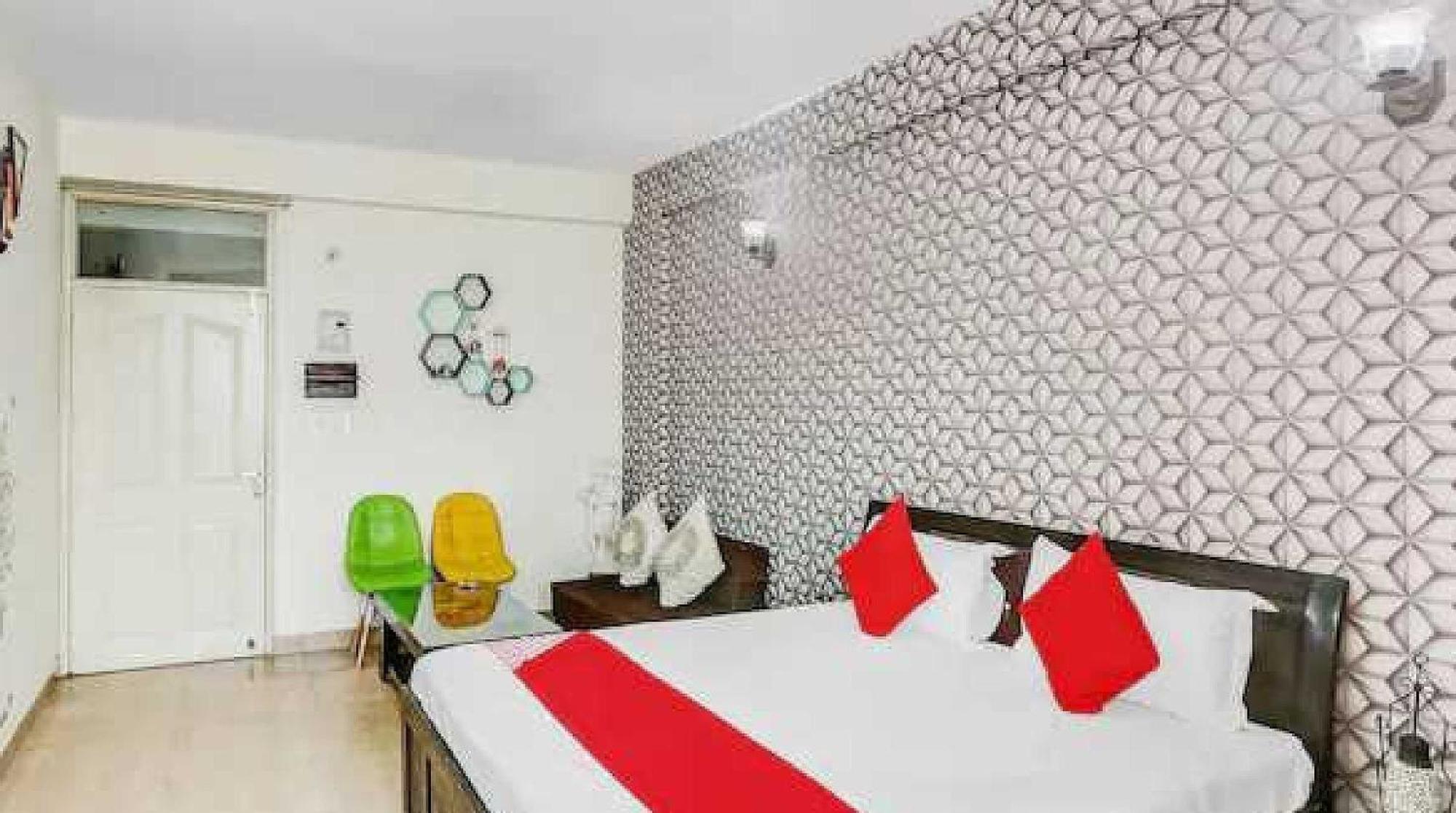 Hotel O Krishna Orchid Near Noida Sector 81 Metro Station Exterior photo